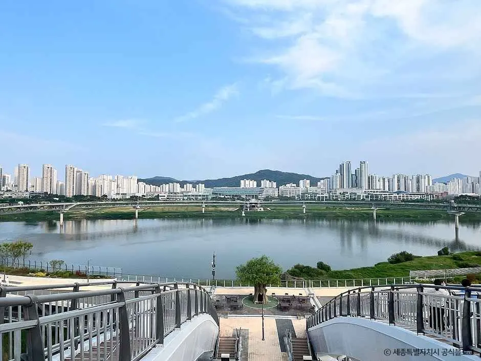 금강보행교(이응다리) 현장 사진 3 — 세종 대평동~한솔동