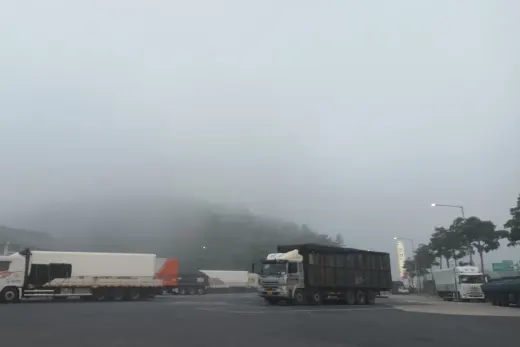 건천휴게소 (부산 방향) — 경북 경부선 · 하행 휴게소