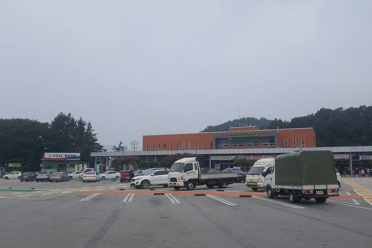 여산휴게소 (순천 방향) 대표 사진 — 전북 호남선 · 하행 휴게소