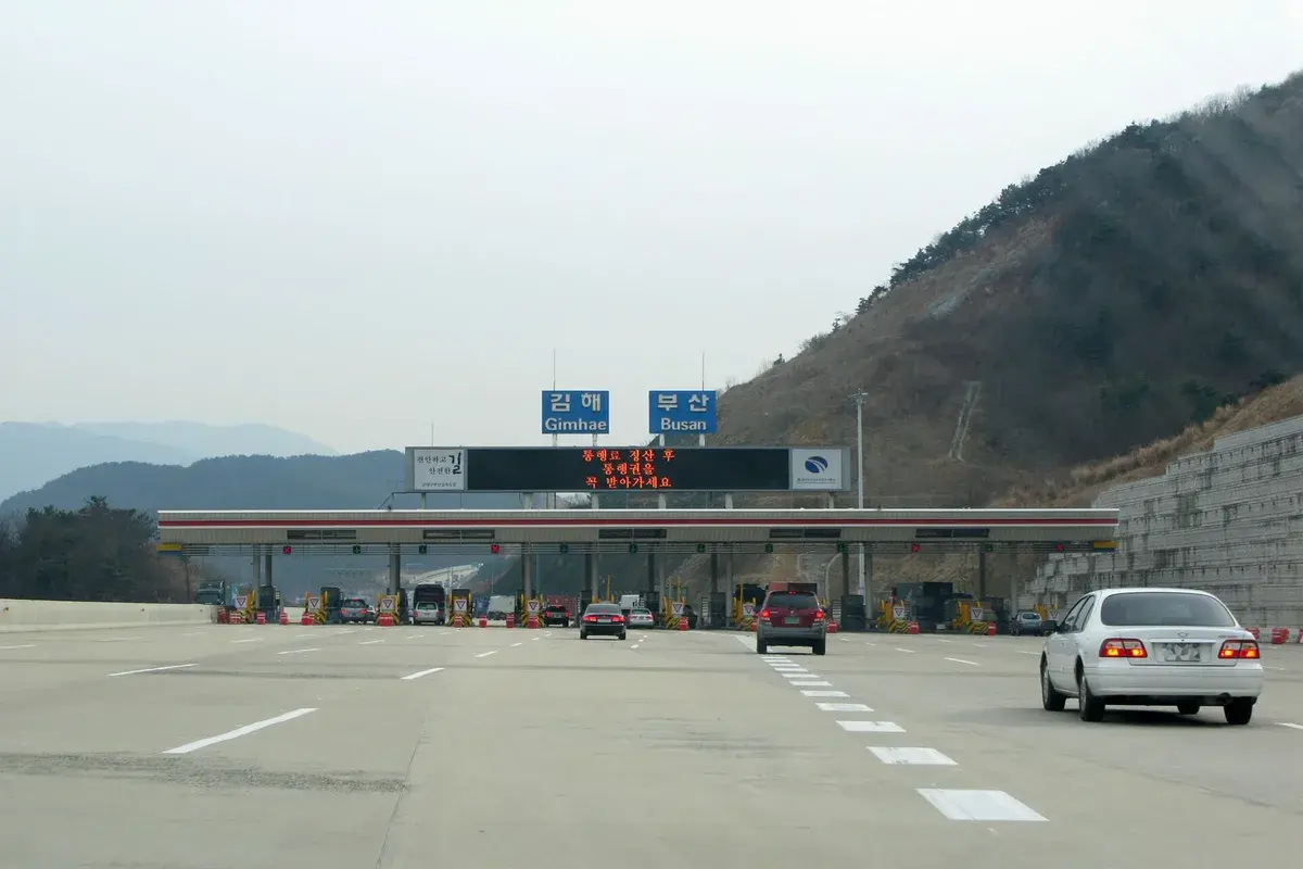 김해금관가야휴게소 현장 사진 3 — 경남 부산외곽선 · 양방향