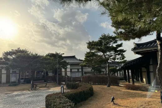 춘천휴게소 (부산 방향) — 강원 중앙선 · 하행 휴게소
