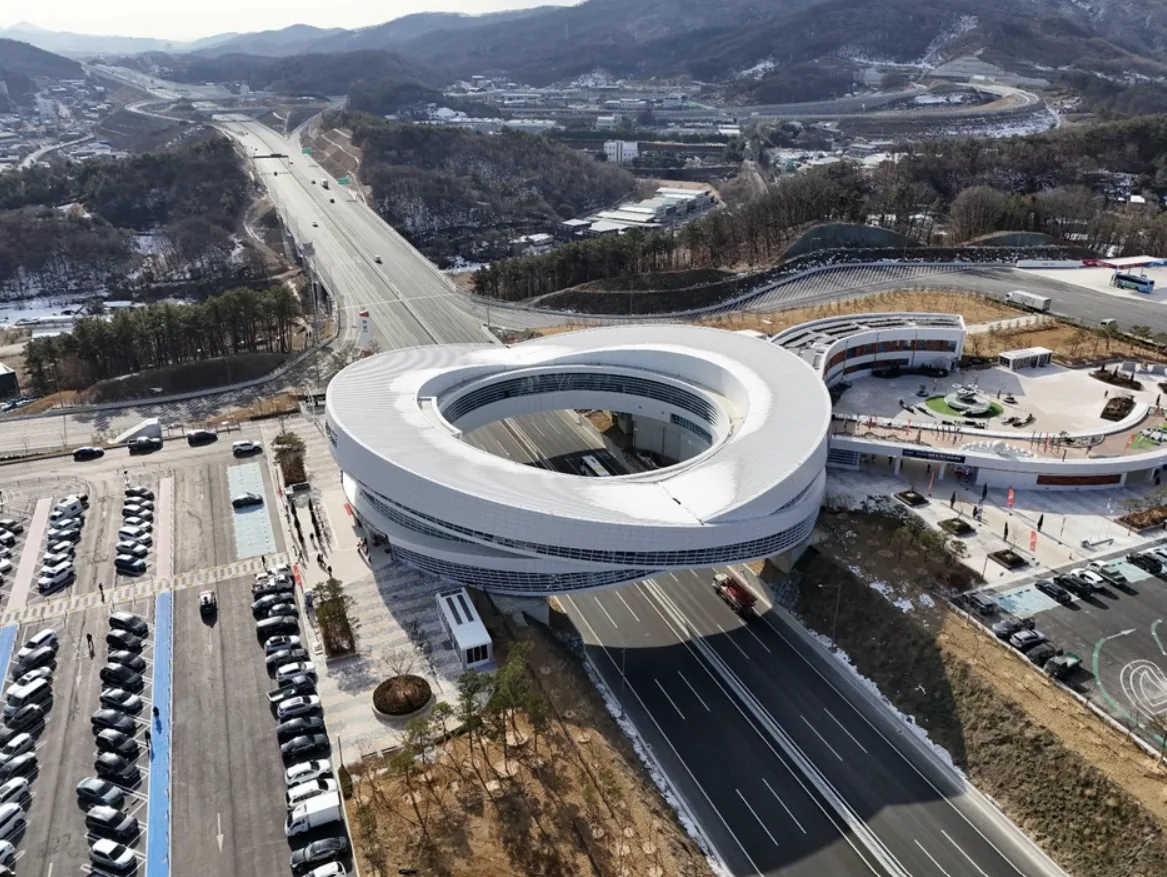 처인휴게소 — 경기 용인시 · 세종포천고속도로 양방향