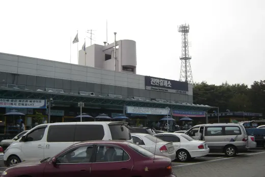 천안호두휴게소 (부산 방향) — 충남 경부선 · 하행 휴게소