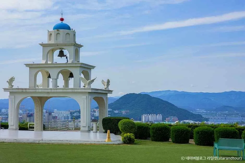 산토리니 춘천 대표 사진 — 강원 춘천 동면 구봉산 카페