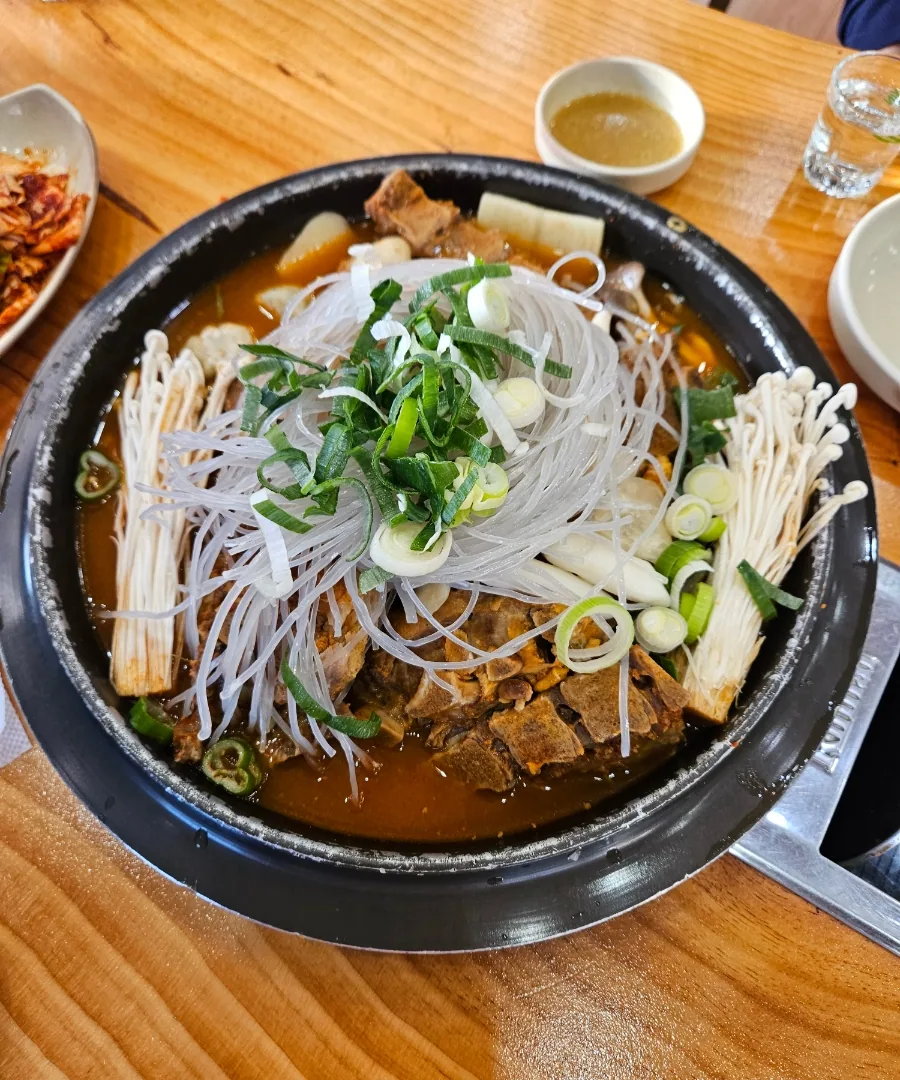 수누리감자탕 용인본점 — 경기 용인시 처인구 김량장동